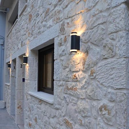 Apollo Luxury Suites بريفيزا المظهر الخارجي الصورة